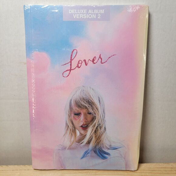 CD Taylor Swift Lover Deluxe Album Version 2 - SEALED - Picture 1 of 2